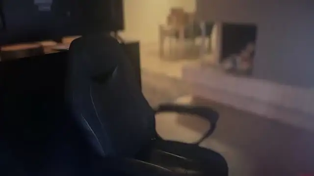 Snapshot of Melina_Diamond chatting on 16, 1, 2026 Melina Diamond online show from 16, 1, 2026