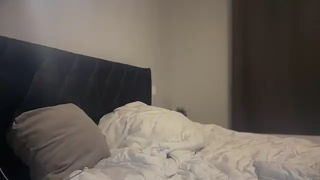 Snapshot of Melina_Diamond chatting on 16, 3, 2026 Melina Diamond online show from 16, 3, 2026