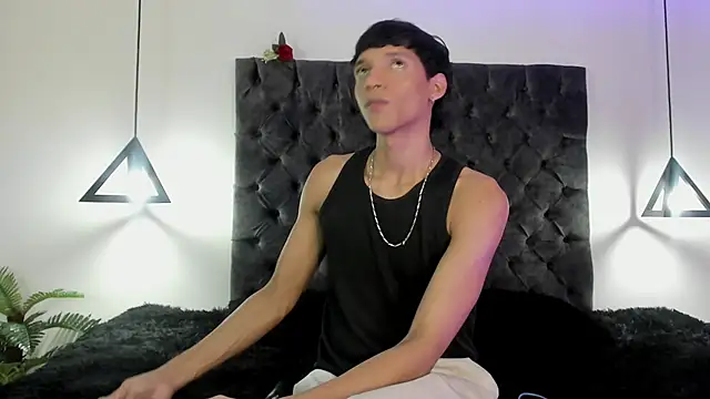 Snapshot of im_ralff chatting on 28, 5, 2026 im ralff online show from 28, 5, 2026