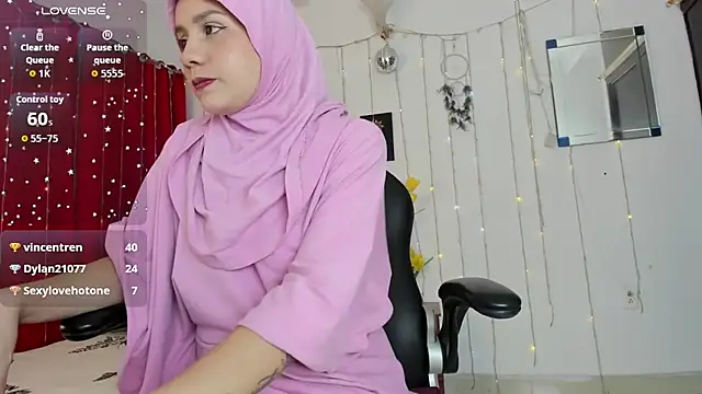 Snapshot of Sara-Maalouf chatting on 6, 1, 2026 Sara-Maalouf online show from 6, 1, 2026