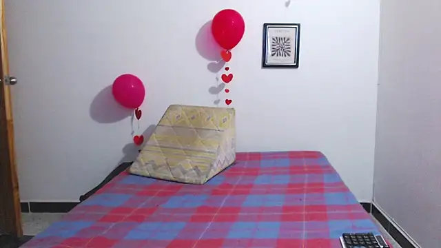 Snapshot of cirosky_elchicopolla chatting on 17, 2, 2026 cirosky elchicopolla online show from 17, 2, 2026