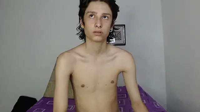 Snapshot of cirosky_elchicopolla chatting on 3, 3, 2026 cirosky elchicopolla online show from 3, 3, 2026