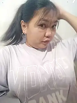 Snapshot of XxSexyPinay4uxX chatting on 9, 3, 2026 XxSexyPinay4uxX online show from 9, 3, 2026