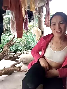 Girl cutee online show from 14, 1, 2026