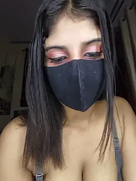 Snapshot of Zaayaa_2 chatting on 30, 5, 2026 Zaayaa 2 online show from 30, 5, 2026