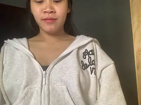 Bitsy2004 online show from 18, 12, 2025