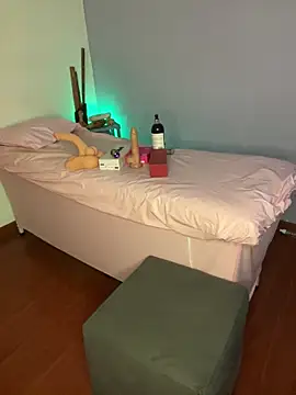 Amyy 1 online show from 9, 4, 2026