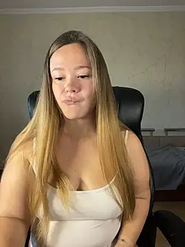 CaramelleSugarr online show from 18, 7, 2026