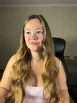 CaramelleSugarr online show from 24, 7, 2026
