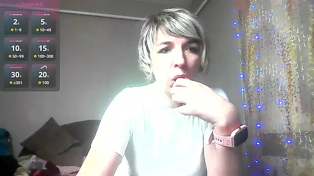 Lana Foxyy online show from 25, 3, 2026