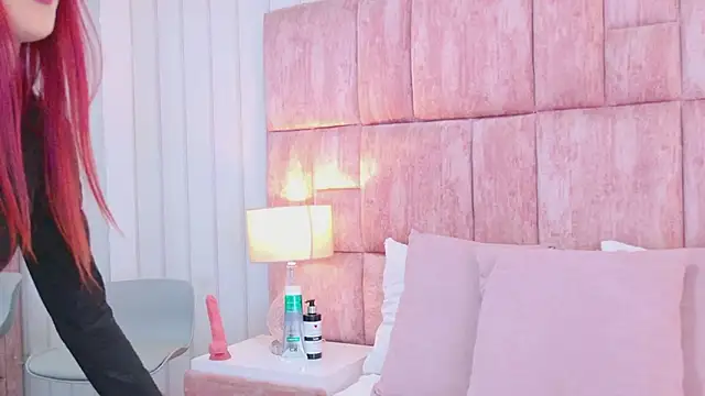 ScarlettFoox online show from 19, 2, 2026