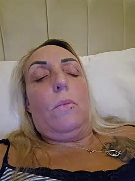 theblondecocklover online show from 24, 2, 2026