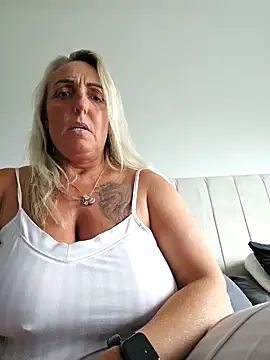 theblondecocklover online show from 18, 5, 2026