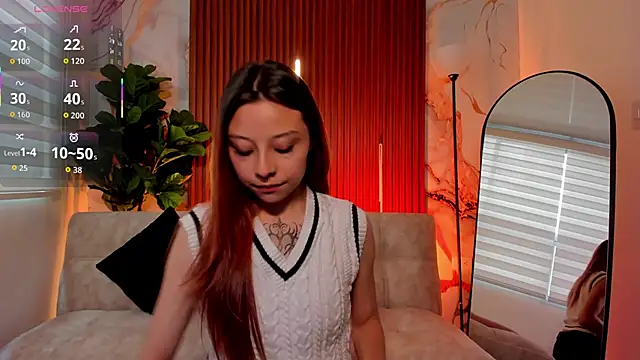 Snapshot of Nickie_reed_ chatting on 8, 1, 2026 Nickie reed online show from 8, 1, 2026