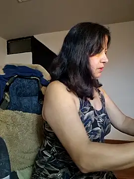 christy ant online show from 23, 4, 2026