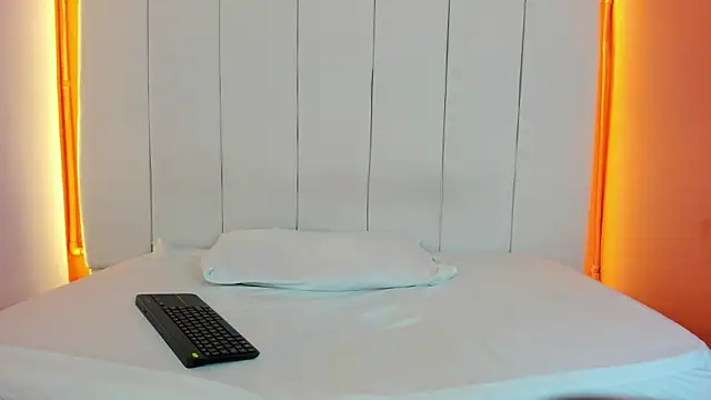 Snapshot of Sunny_OS chatting on 7, 2, 2026 Sunny OS online show from 7, 2, 2026