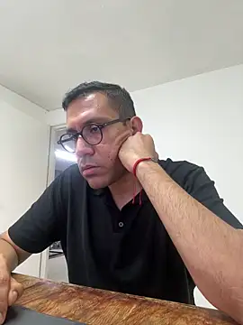 AdrianGarcia89 online show from 12, 6, 2026