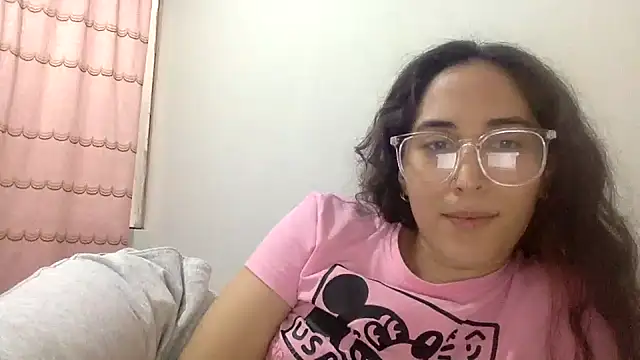 Snapshot of LatinDoll8 chatting on 28, 7, 2026 LatinDoll8 online show from 28, 7, 2026