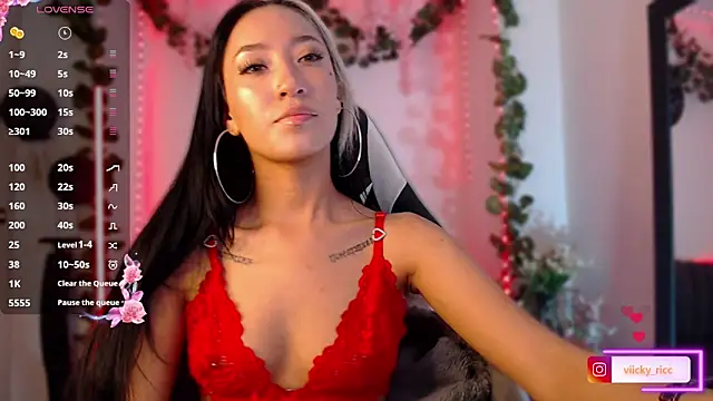 viicky r online show from 24, 4, 2026