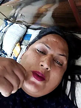 Hotmylips online show from 18, 4, 2026