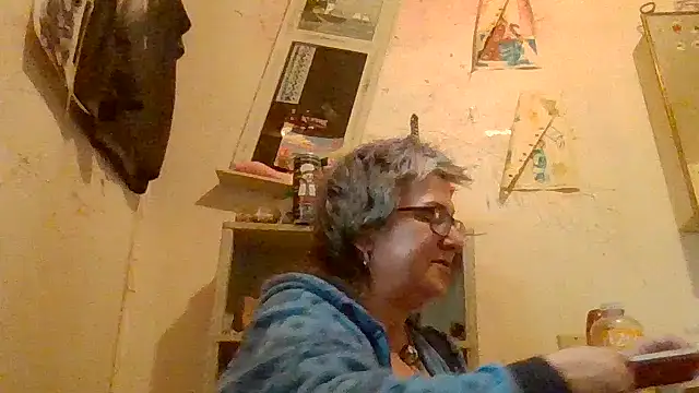 becky1111 online show from 23, 4, 2026