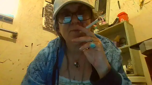 becky1111 online show from 24, 4, 2026