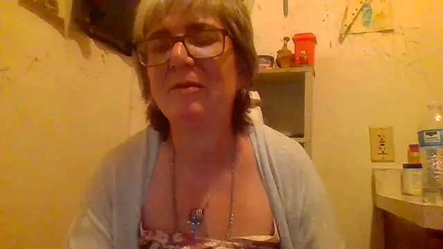 becky1111 online show from 14, 6, 2026