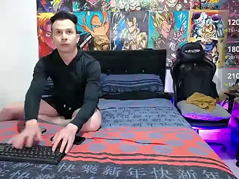 Snapshot of Golden_Boysx chatting on 8, 1, 2026 Golden Boysx online show from 8, 1, 2026