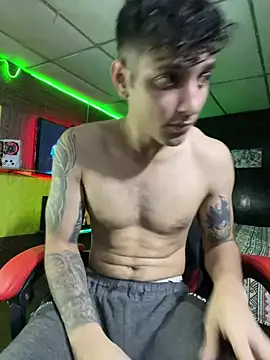 Snapshot of JustynAle2025 chatting on 3, 3, 2026 JustynAle2025 online show from 3, 3, 2026