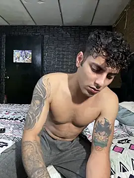 Snapshot of JustynAle2025 chatting on 22, 3, 2026 JustynAle2025 online show from 22, 3, 2026