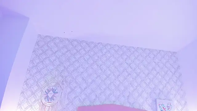 amber  ferrera online show from 1, 3, 2026