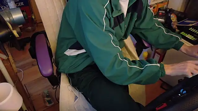 Snapshot of Gay-Versaut chatting on 4, 2, 2026 Gay-Versaut online show from 4, 2, 2026