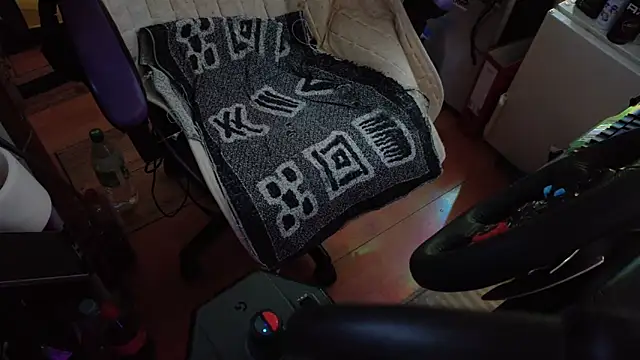 Snapshot of Gay-Versaut chatting on 8, 3, 2026 Gay-Versaut online show from 8, 3, 2026