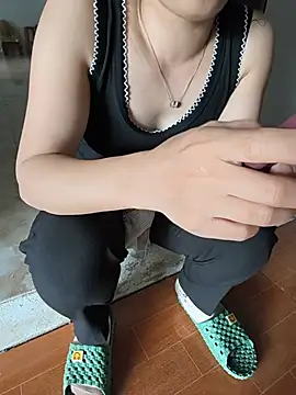 Sweet-Berryy online show from 6, 6, 2026