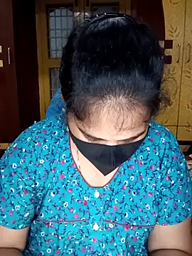 maduri   online show from 12, 2, 2026