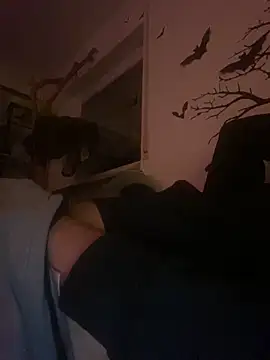 Snapshot of LienalWarplane chatting on 10, 3, 2026 LienalWarplane online show from 10, 3, 2026