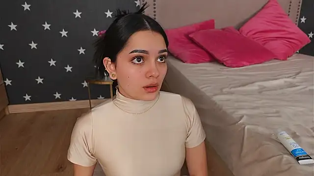 RaquellStar online show from 3, 3, 2026