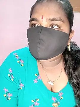 Snapshot of sirisha__9 chatting on 18, 2, 2026 sirisha 9 online show from 18, 2, 2026