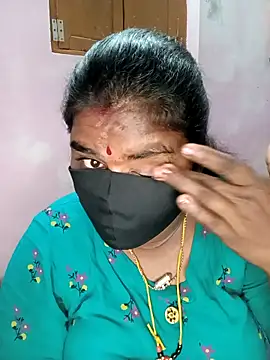 Snapshot of sirisha__9 chatting on 22, 2, 2026 sirisha 9 online show from 22, 2, 2026