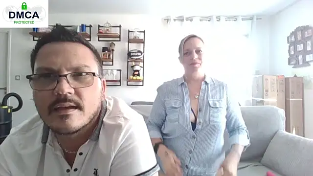 Miss-Chupagirly online show from 23, 4, 2026