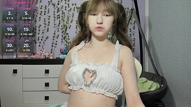 Yoonhee ki online show from 7, 6, 2026