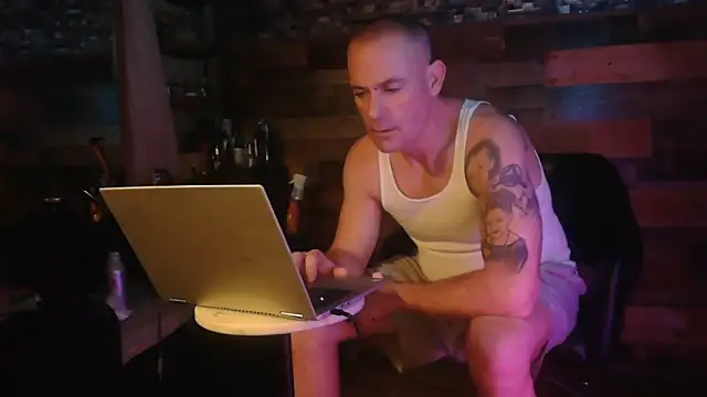 Snapshot of MISTERANDDEMI chatting on 20, 12, 2025 MISTERANDDEMI online show from 20, 12, 2025