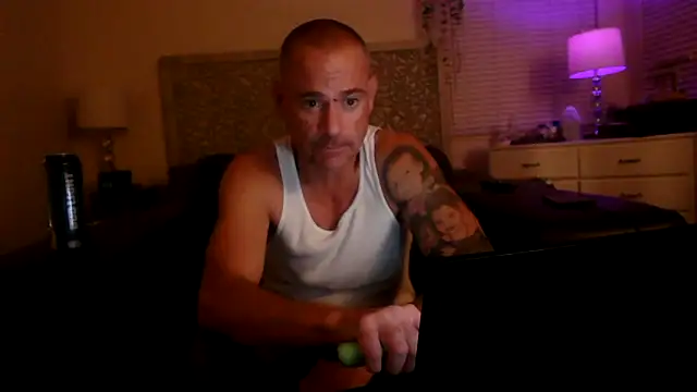 Snapshot of MISTERANDDEMI chatting on 11, 6, 2026 MISTERANDDEMI online show from 11, 6, 2026