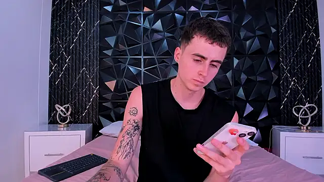 SpaceBoy1 online show from 11, 3, 2026