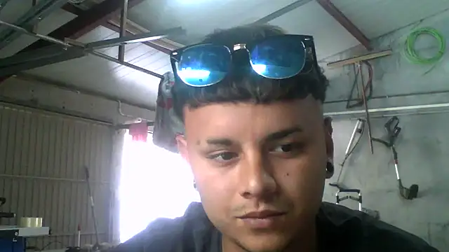 Sickbooy69 online show from 22, 4, 2026