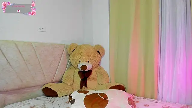 misty noire online show from 27, 4, 2026