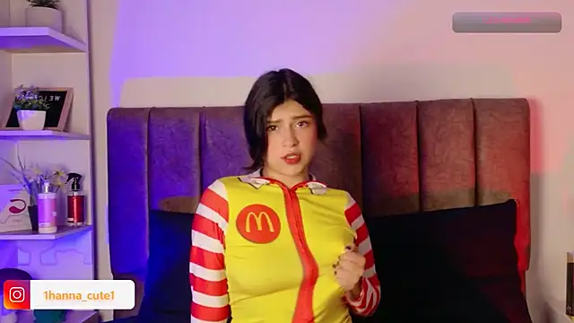 hannaa cute online show from 11, 3, 2026