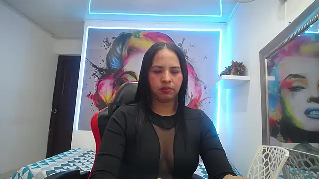 nicol ross19 online show from 18, 4, 2026