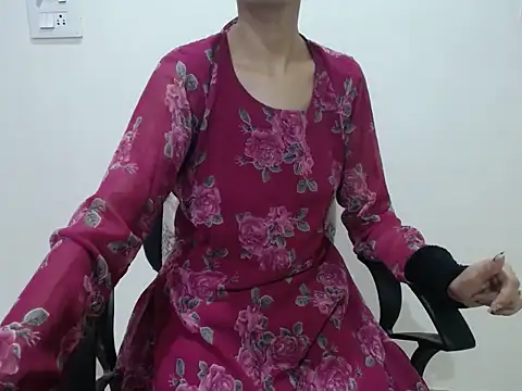 Farhana beautyfull online show from 7, 4, 2026