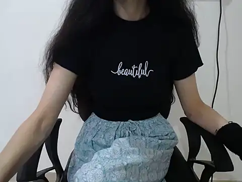 Farhana beautyfull online show from 21, 4, 2026